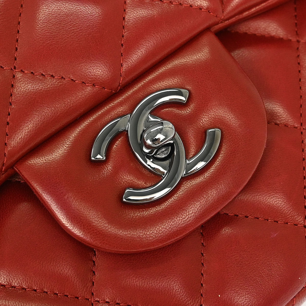 Chanel Red Lambskin Jumbo Classic Double Flap Shoulder Bag