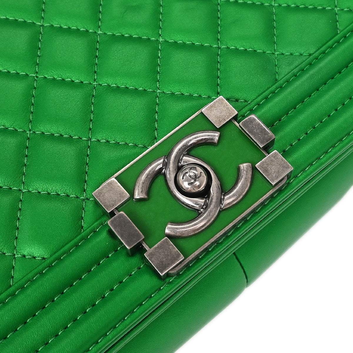 Boy Chanel Green Lambskin Medium Shoulder Bag