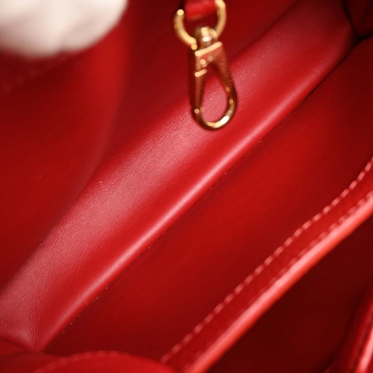 Louis Vuitton Red Capucines PM 2way Shoulder Handbag M43935