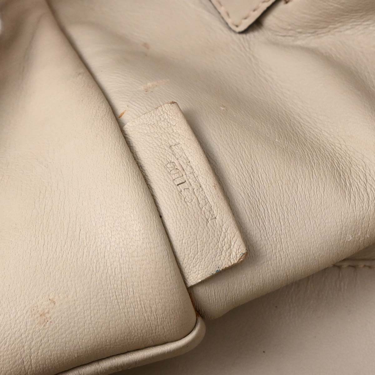Loewe Off-white Amazona 36 Handbag
