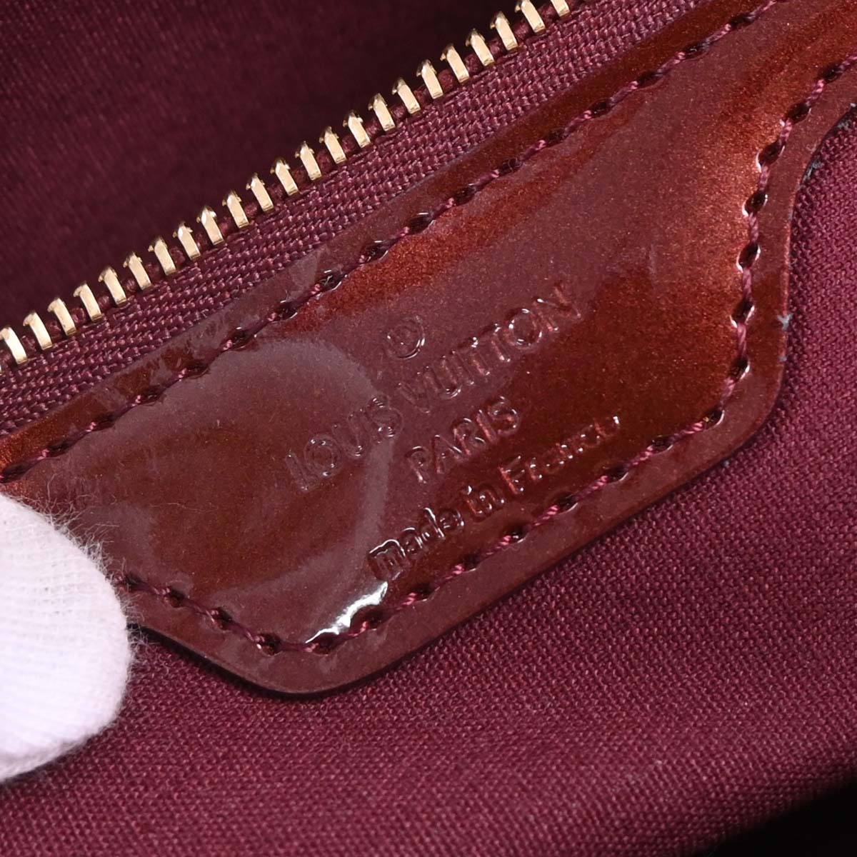 Louis Vuitton Rouge Favist Monogram Vernis Wilshire PM M91644