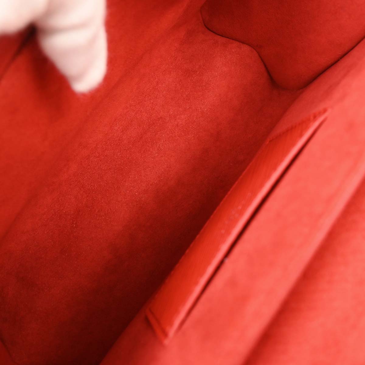 Louis Vuitton Red Epi Studded Twist MM Shoulder Bag M50523