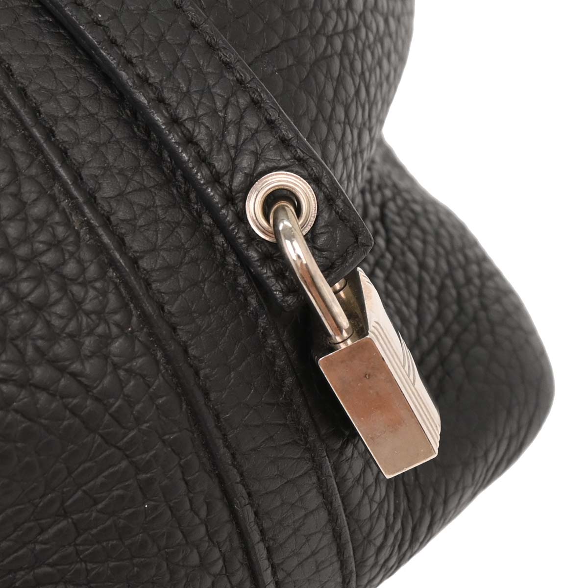 Hermes Black Taurillon Clemence Picotin Lock 18 PM Handbag