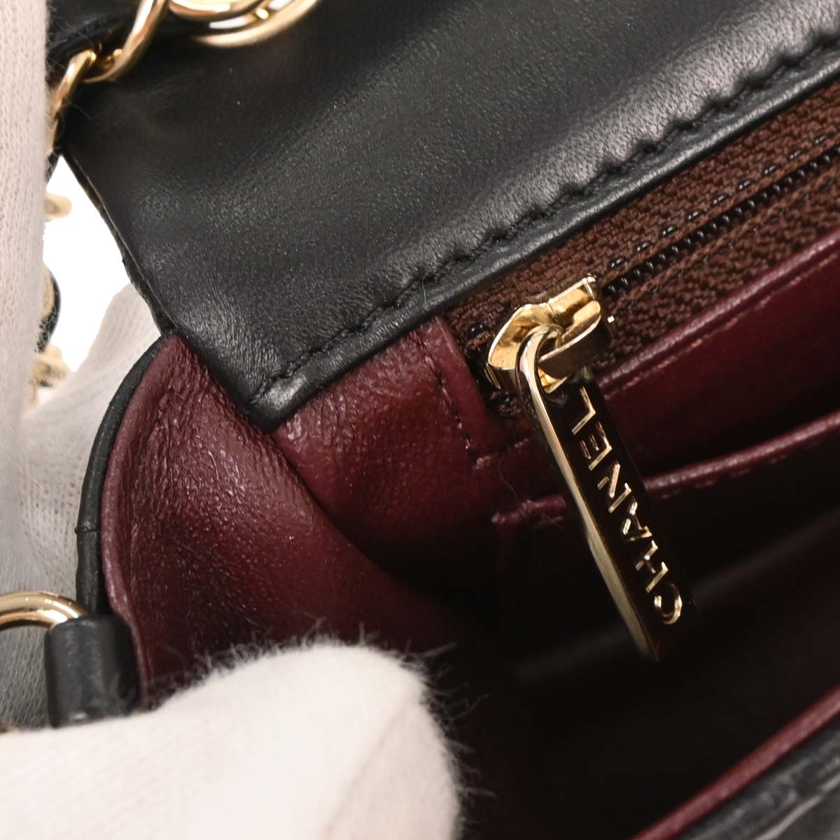 Chanel 2017-2018 Black Lambskin Chevron Shoulder Bag