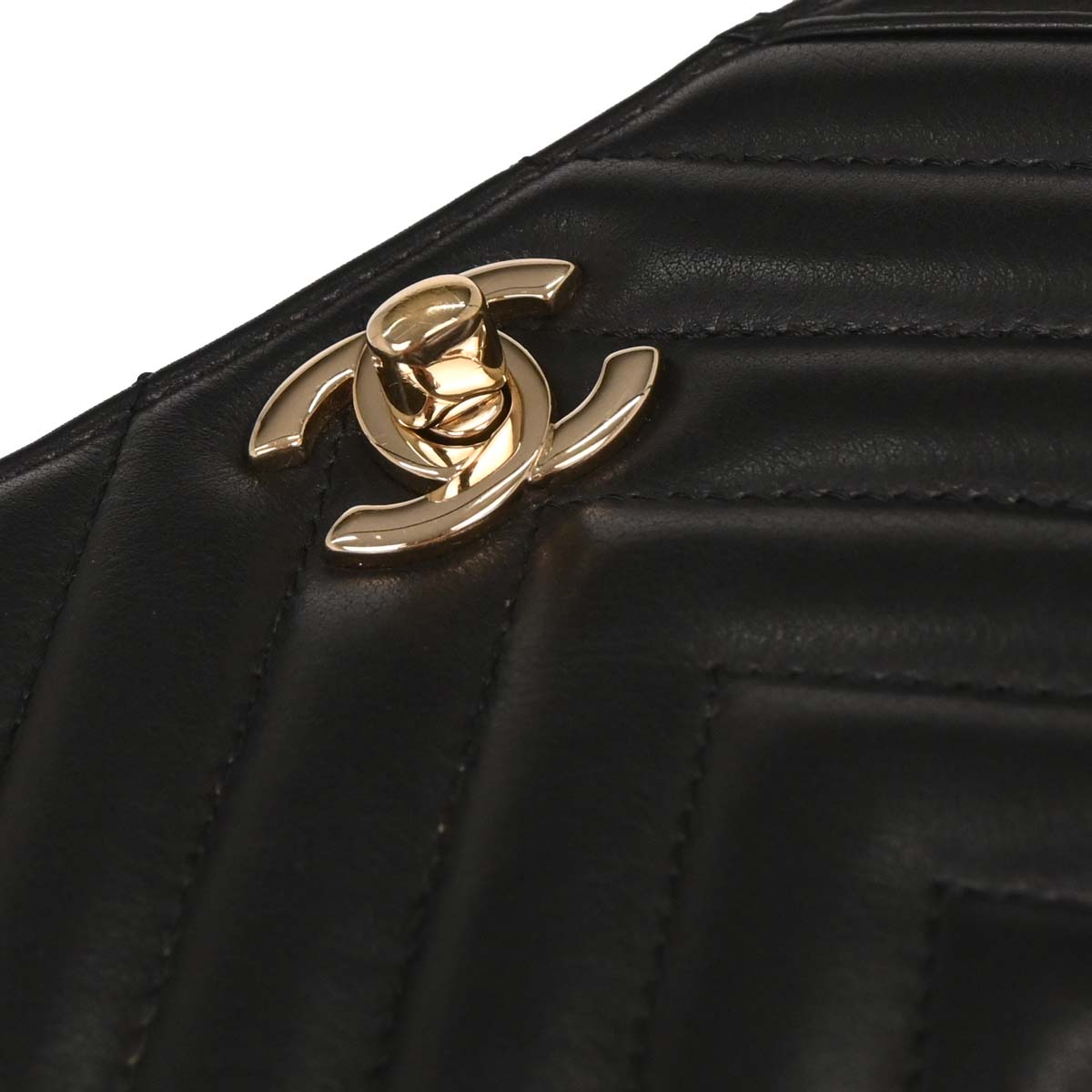 Chanel 2019 Black Lambskin Turnlock Mini Full Flap Chevron Shoulder Bag