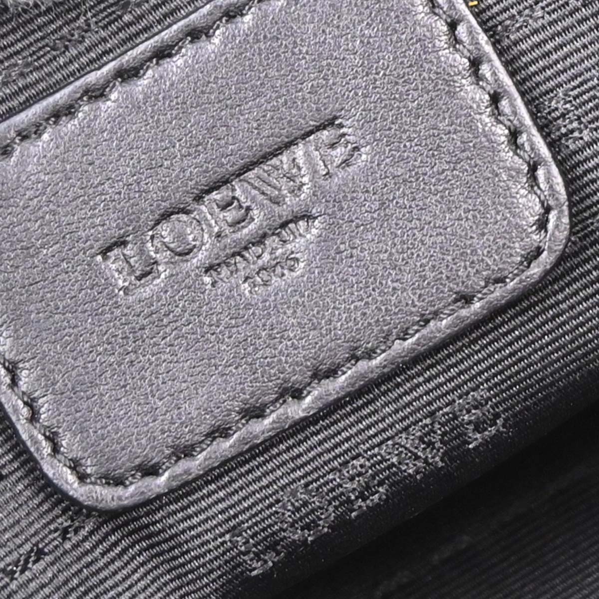 Loewe Gold Amazona 28 Handbag