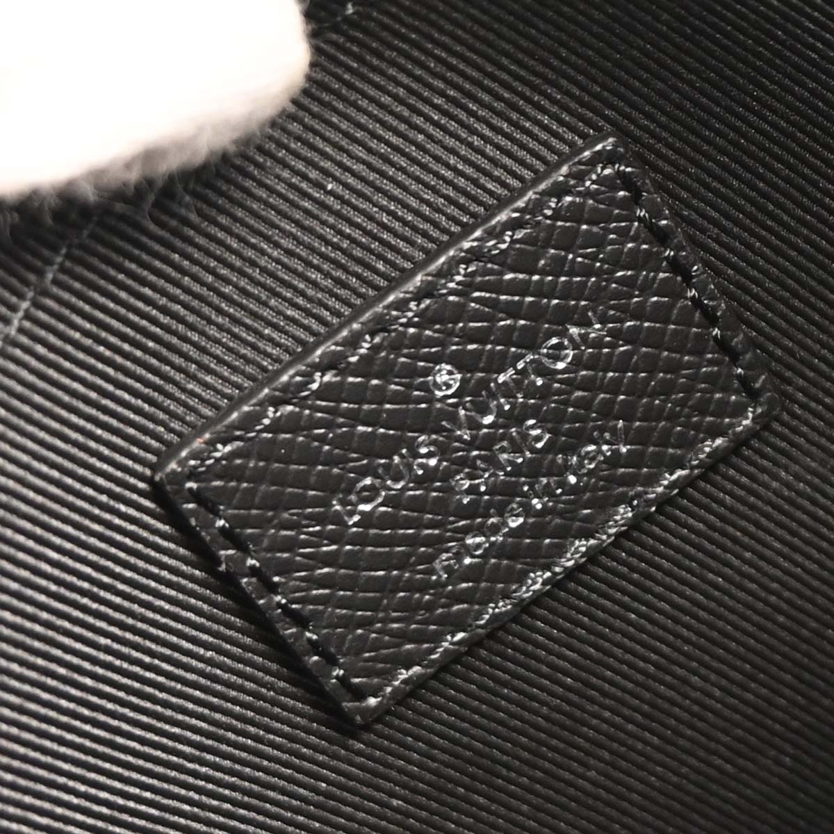 Louis Vuitton 2019 Taigarama Monogram Outdoor Messenger PM M30233