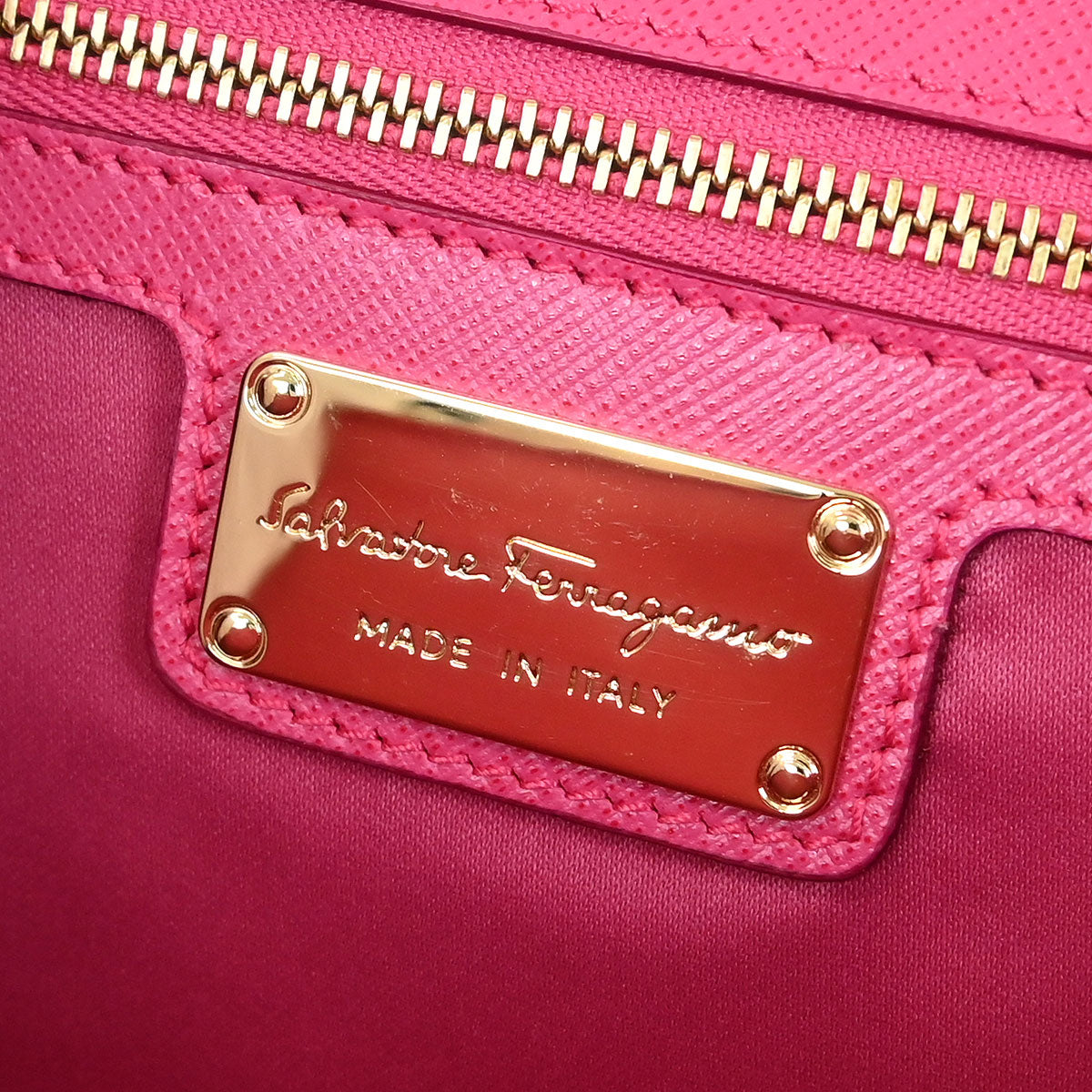 Salvatore Ferragamo Pink Vara Bow Shoulder Bag