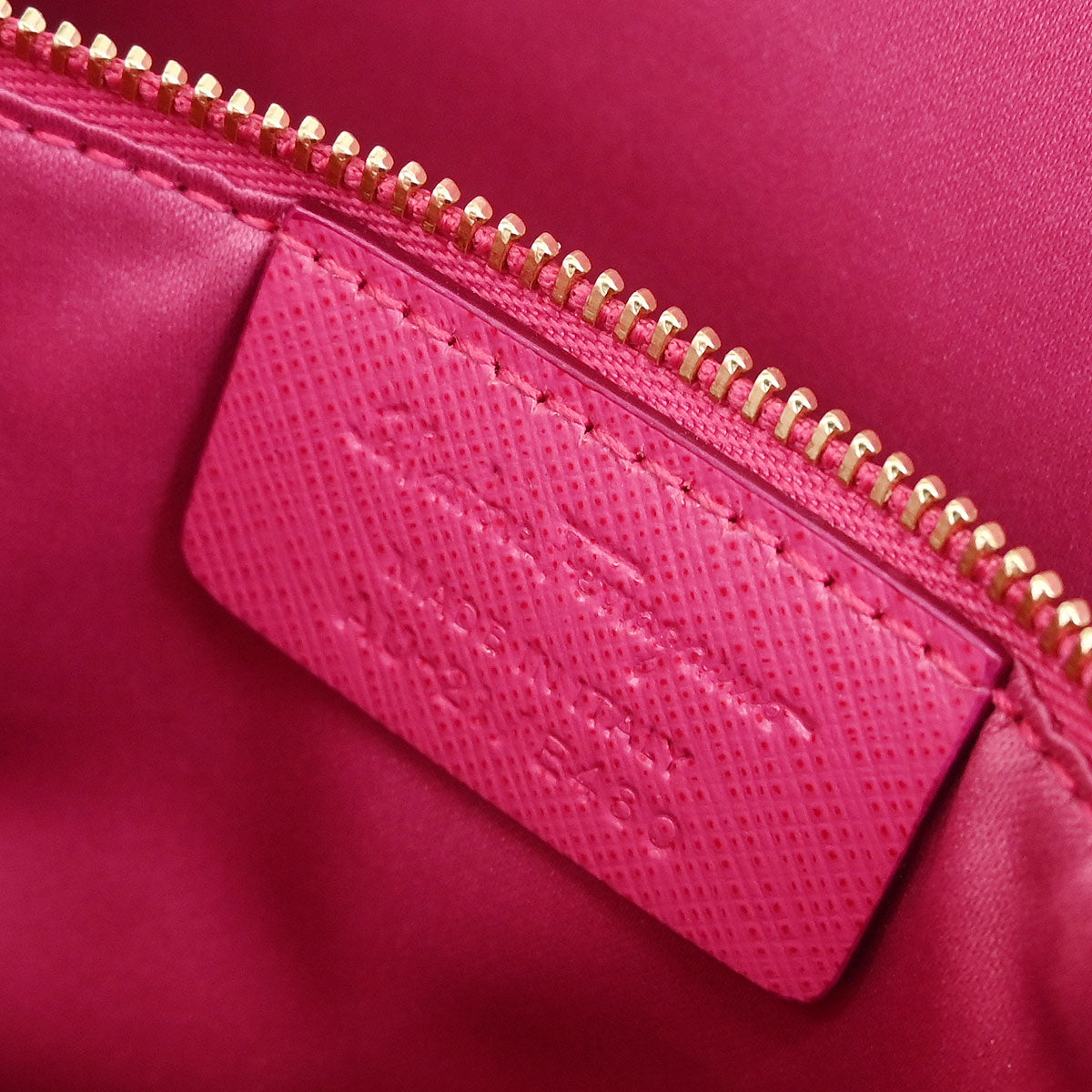 Salvatore Ferragamo Pink Vara Bow Shoulder Bag