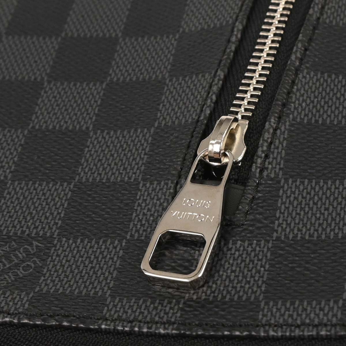 Louis Vuitton Damier Graphite Poche Documents Clutch Bag N48247