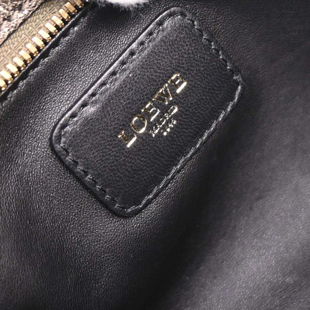 Loewe Gold Amazona 28 Handbag