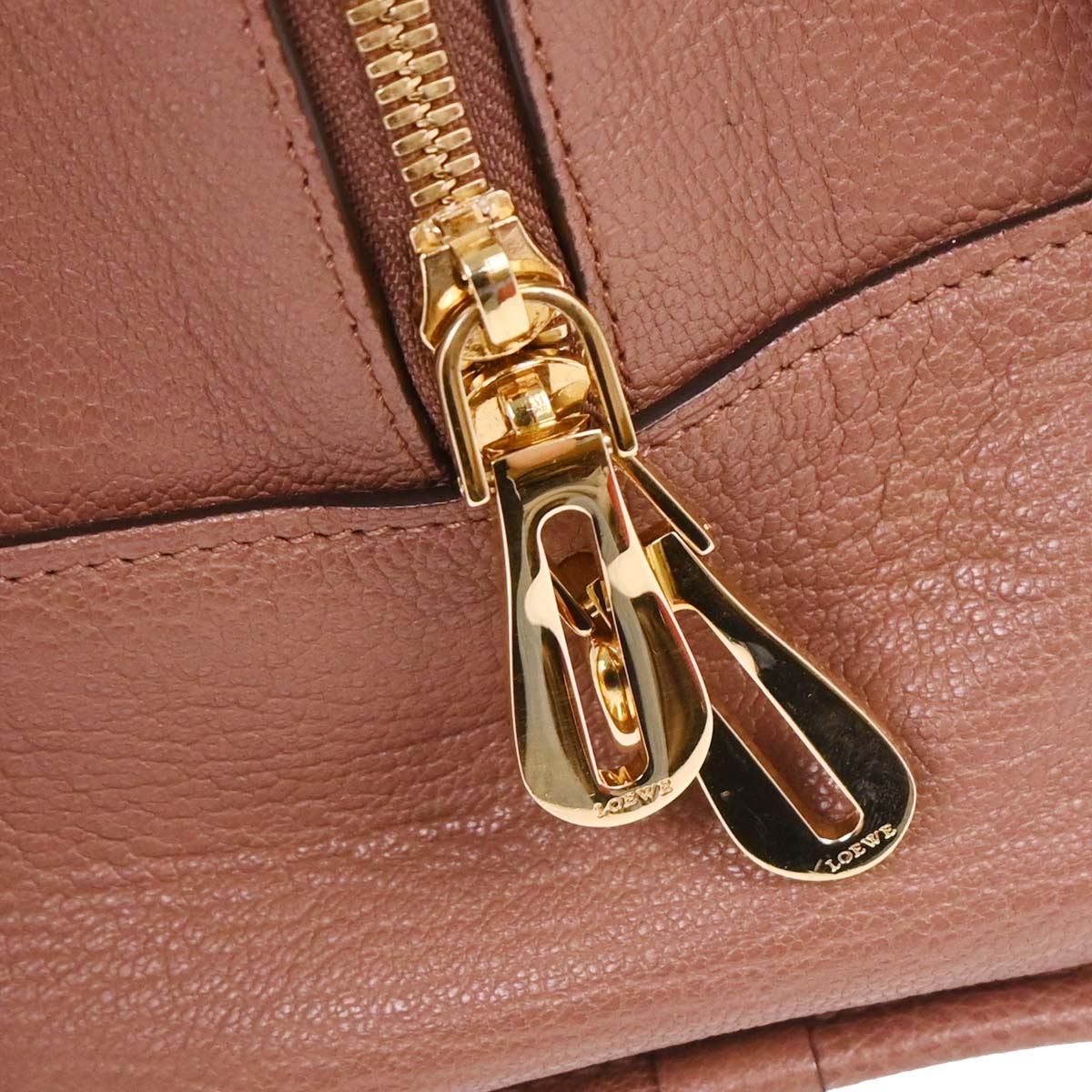 Loewe Fig Pink Amazona 36 Handbag