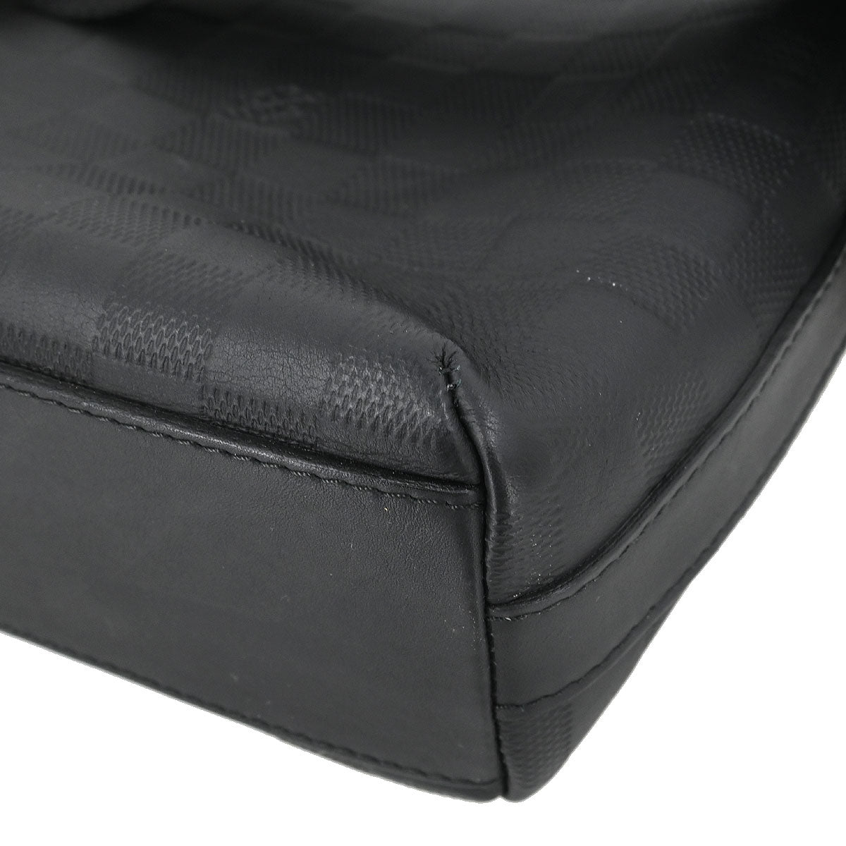 Louis Vuitton Black Damier Infini Calypso MM Shoulder Bag N41201