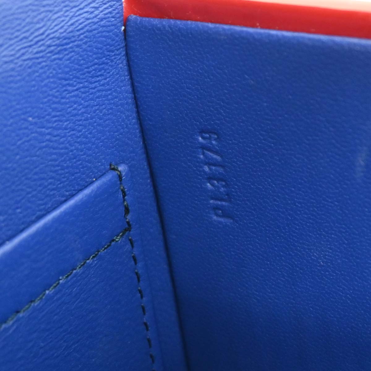 Louis Vuitton Red Vernis Bleecker Box Handbag M52464