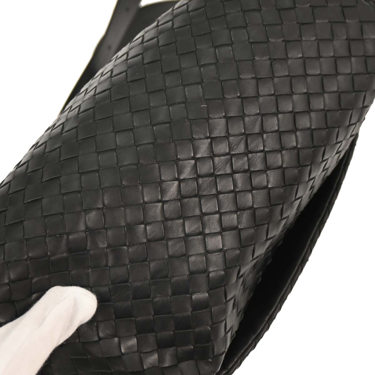 Bottega Veneta Black Calfskin Intrecciato Messenger Bag