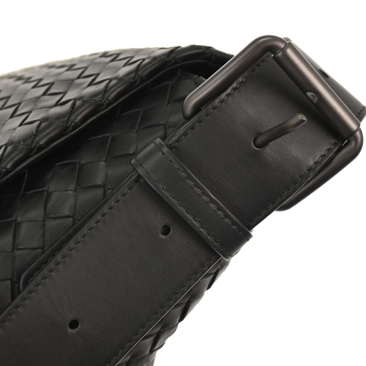 Bottega Veneta Black Calfskin Intrecciato Messenger Bag