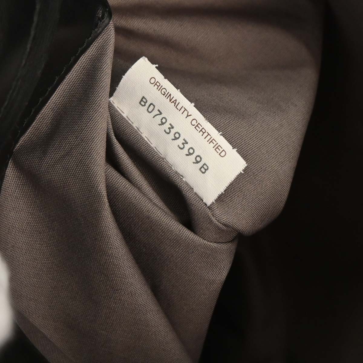 Bottega Veneta Black Calfskin Intrecciato Messenger Bag