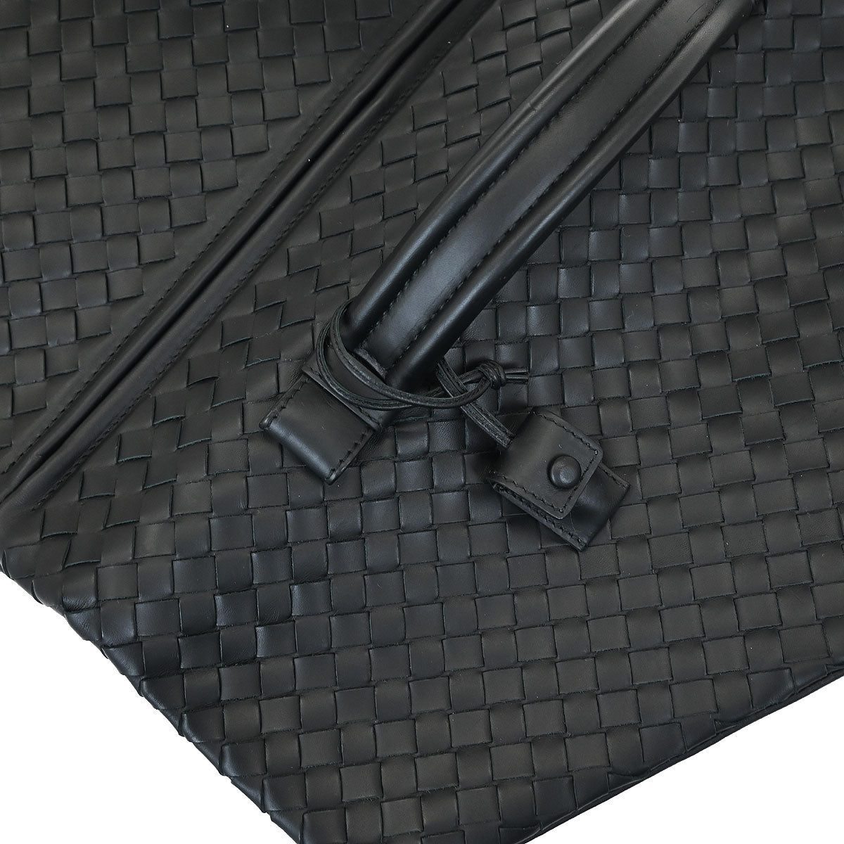 Bottega Veneta Black Calfskin Intrecciato Briefcase Handbag
