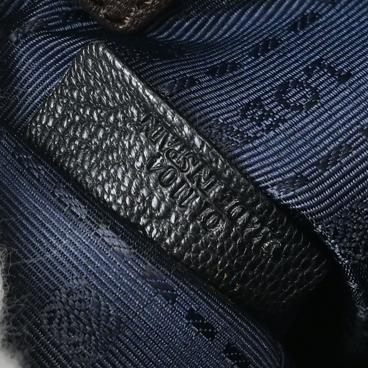 Loewe Brown Amazona 28 Handbag