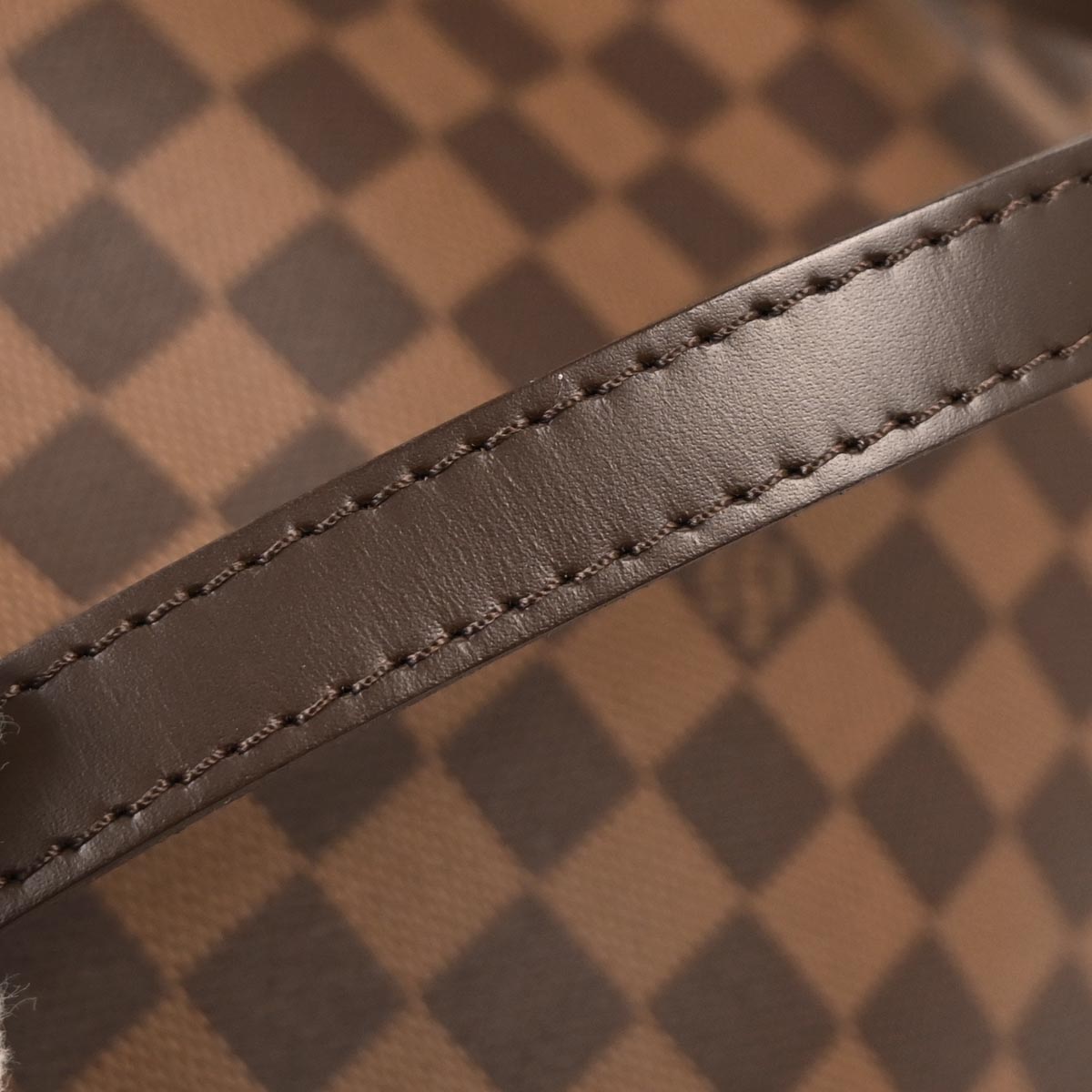 Louis Vuitton Damier Totally MM Shoulder Tote Bag N41281