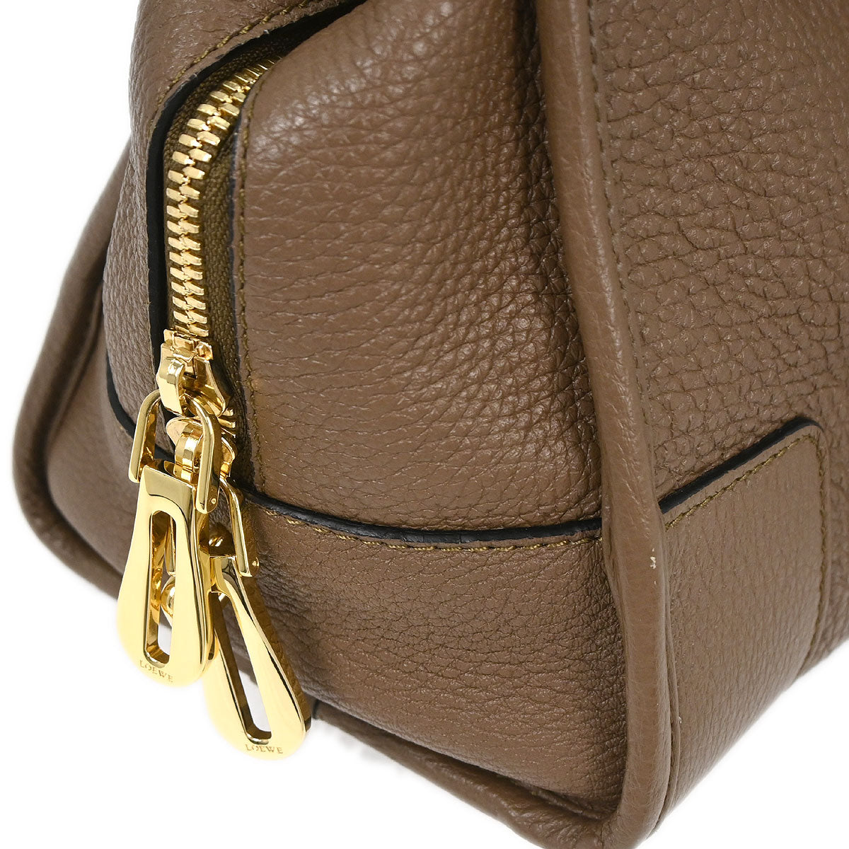 Loewe Brown Amazona 35 Handbag