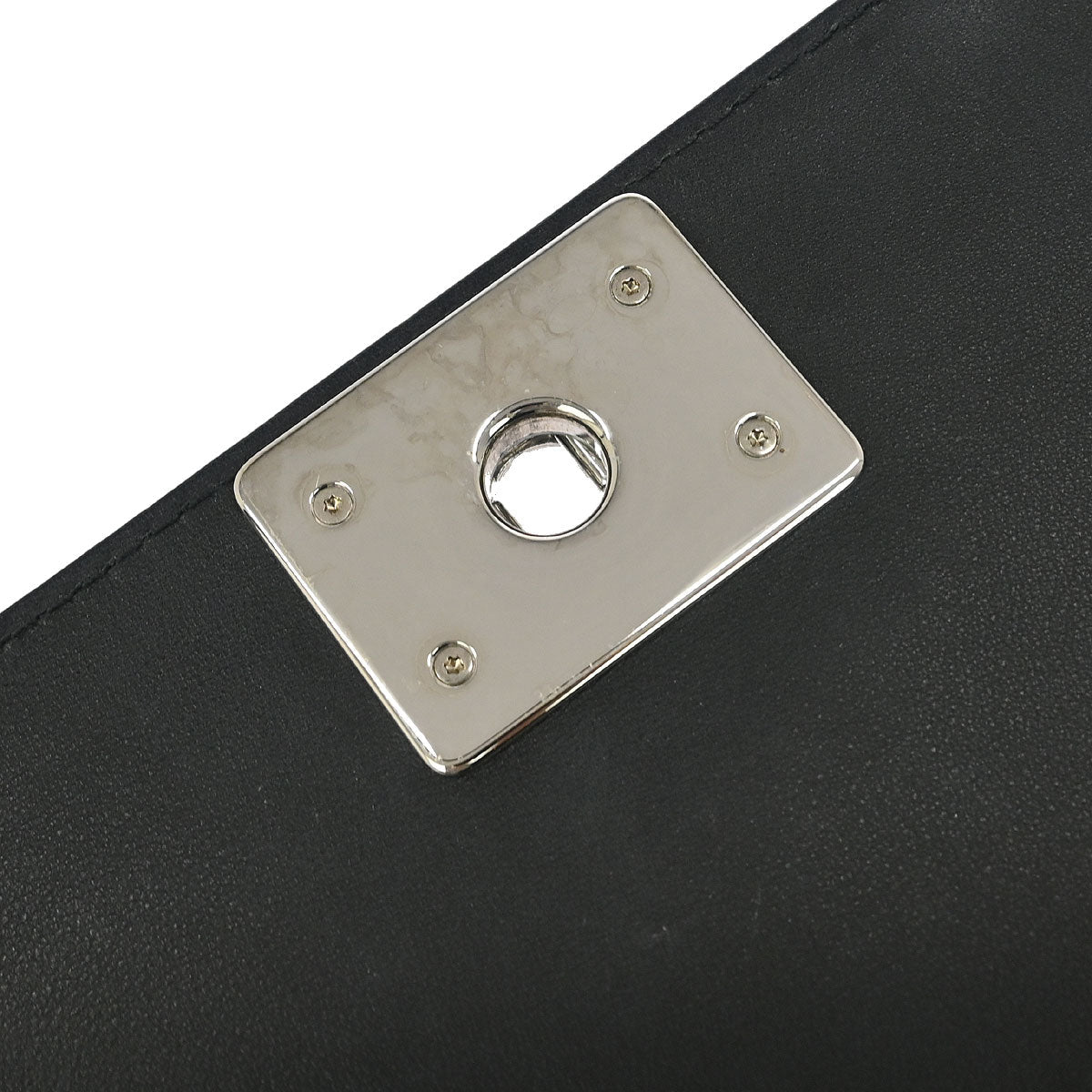 Boy Chanel Black Calfskin Chevron Medium Shoulder Bag