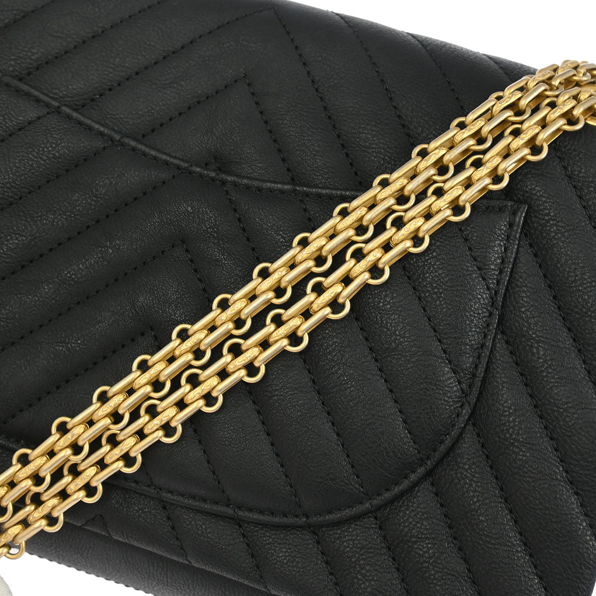 Chanel Black Calfskin 2.55 Chevron Classic Double Flap Shoulder Bag