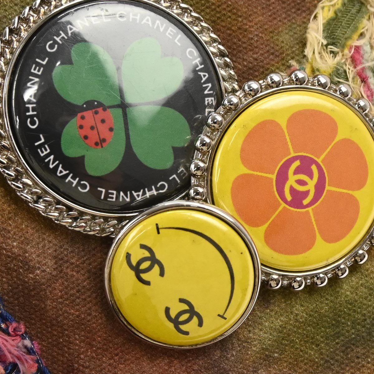 Chanel Khaki Canvas Graffiti On The Pavements Shoulder Bag