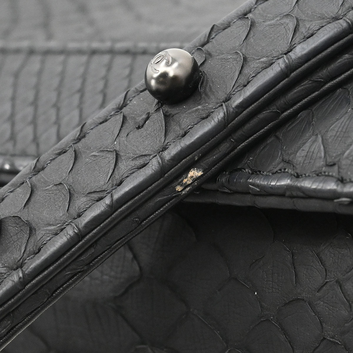 Boy Chanel * Black Python New Medium Shoulder Bag
