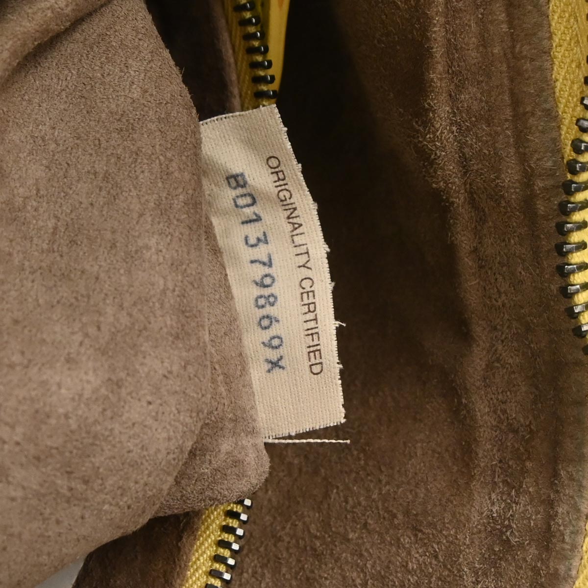 Bottega Veneta Yellow Lambskin Intrecciato Hobo Handbag