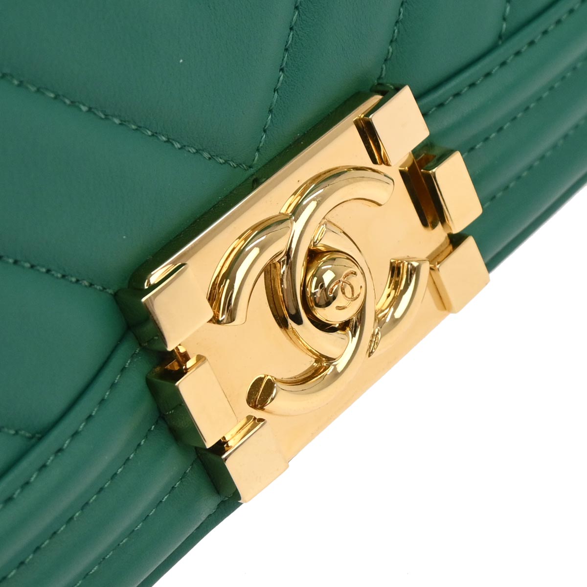 Boy Chanel Green Lambskin Small Chain Shoulder Bag