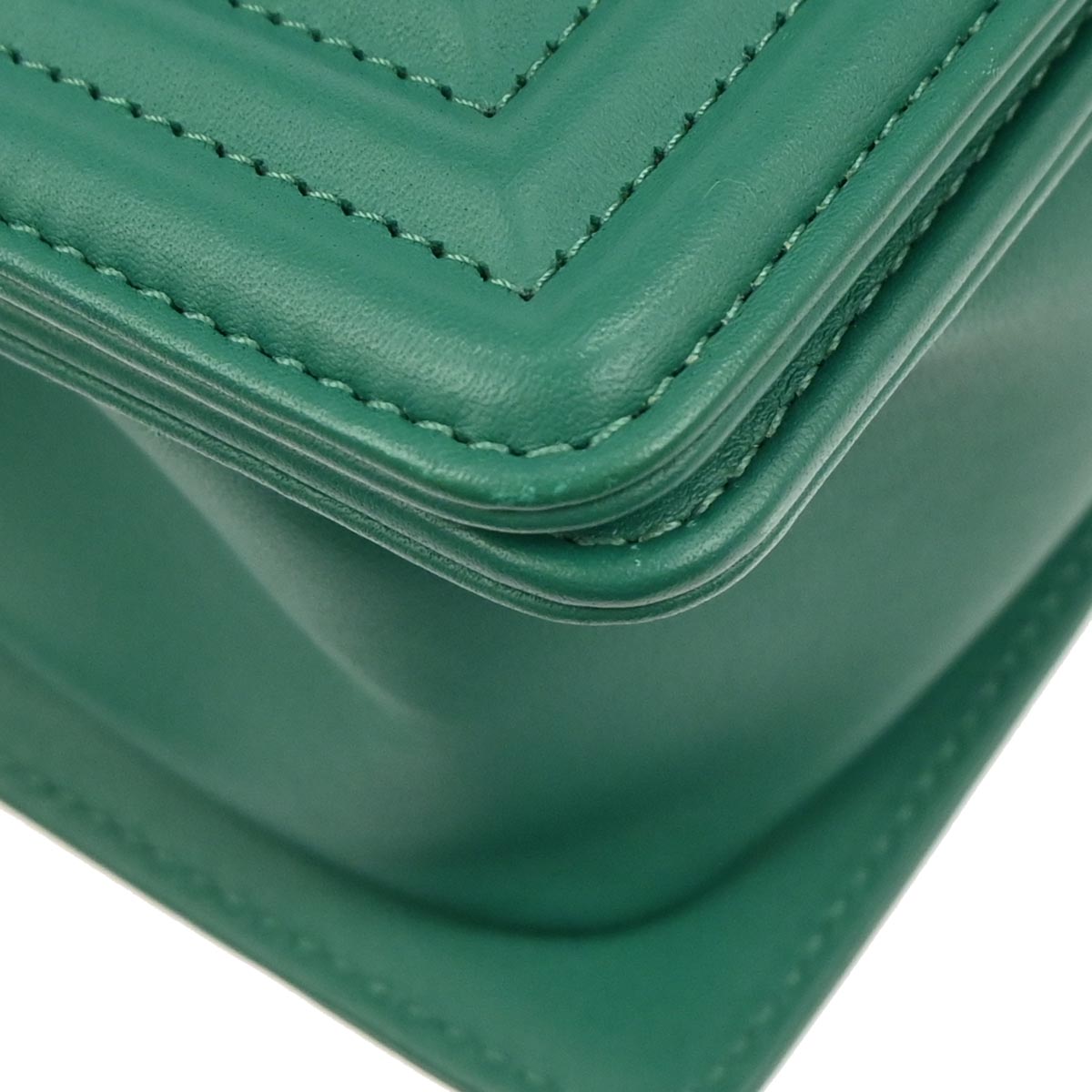 Boy Chanel Green Lambskin Small Chain Shoulder Bag