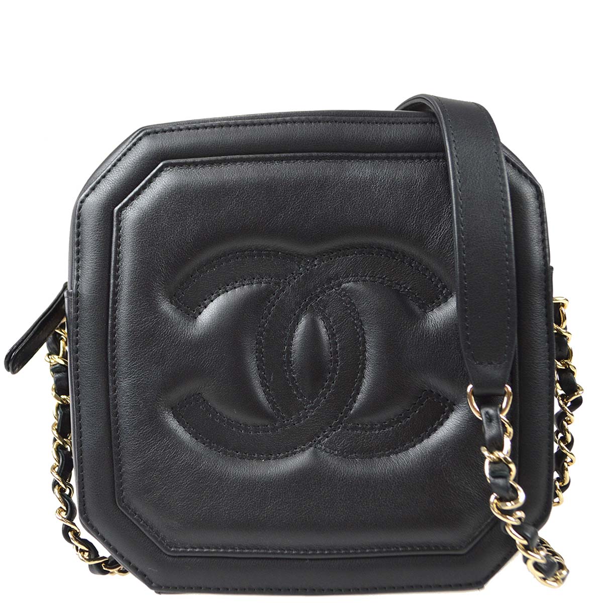 Chanel 2019 Black Lambskin Single Chain Shoulder Bag