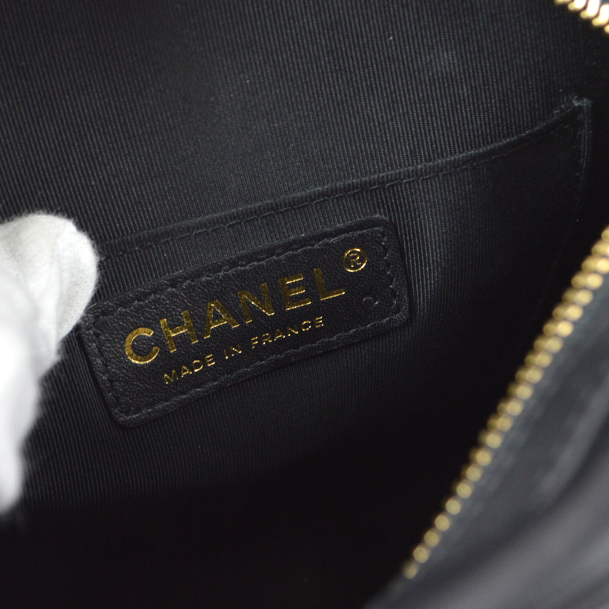 Chanel 2019 Black Lambskin Single Chain Shoulder Bag