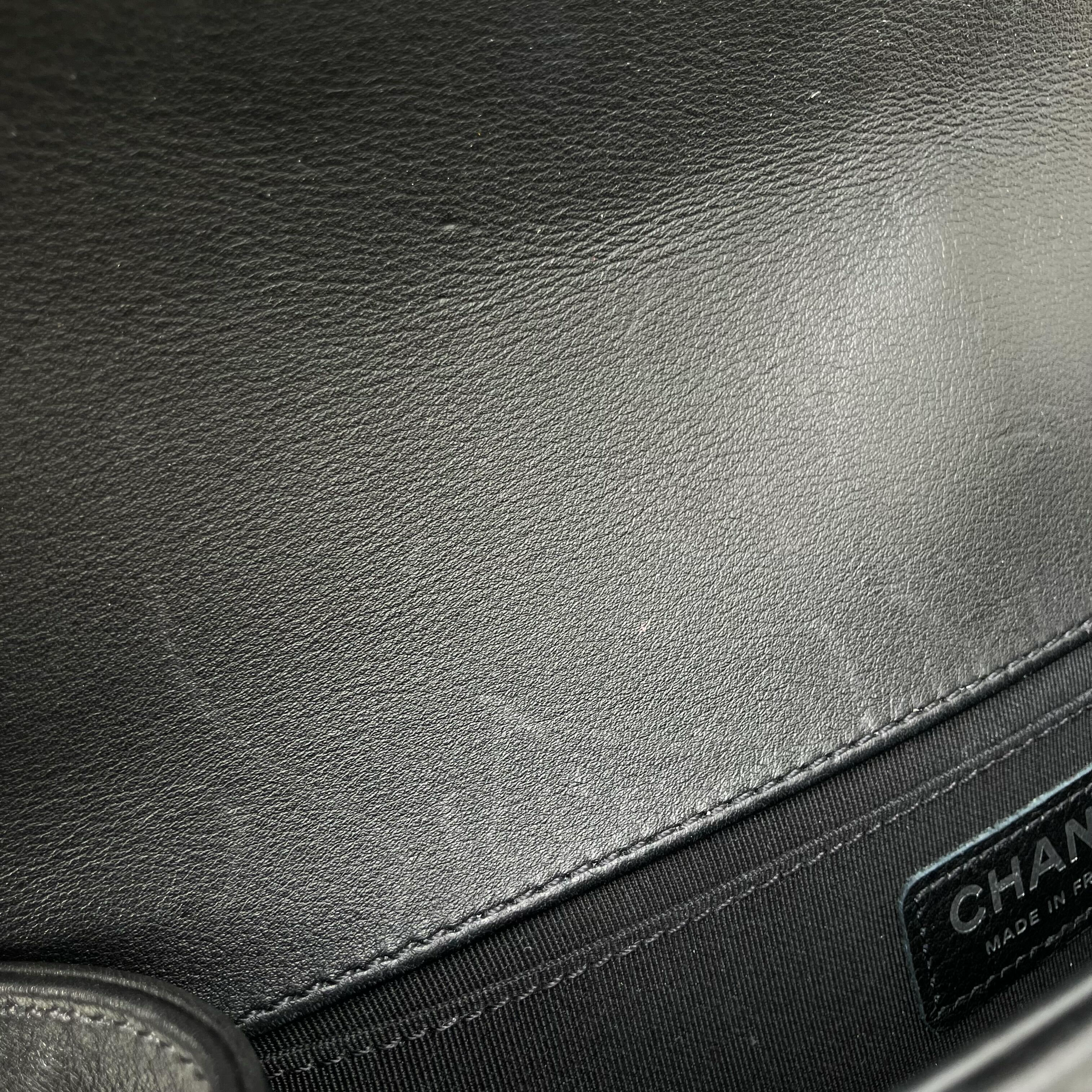 Boy Chanel 2018-2019 Black Lambskin Medium Shoulder Bag
