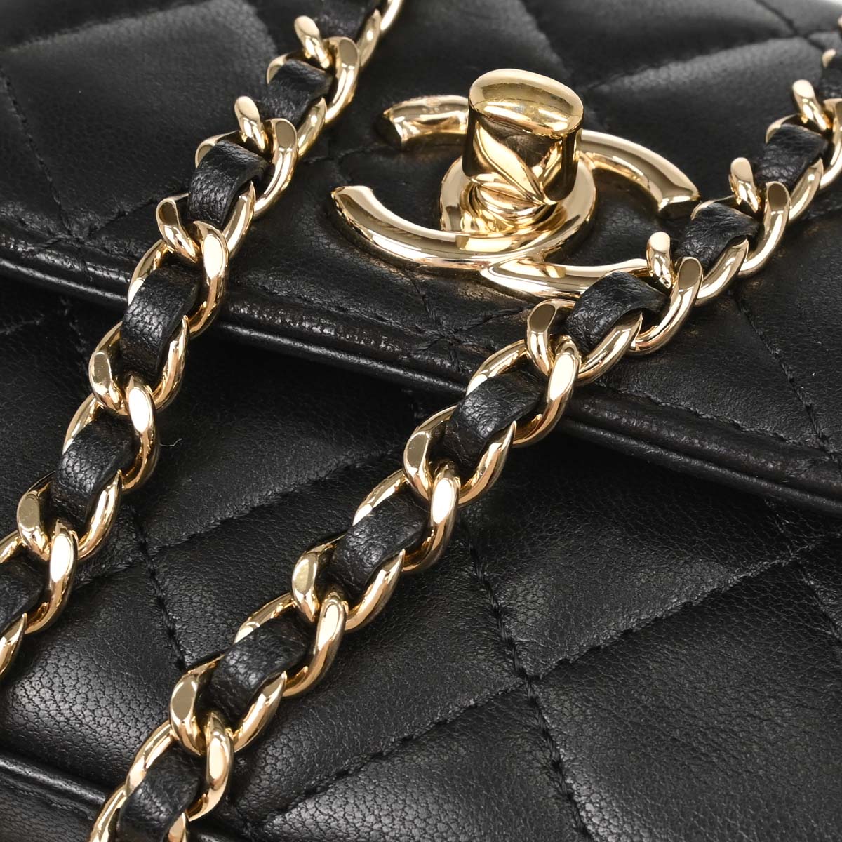 Chanel Black Lambskin Trendy CC Cardholder On Chain Shoulder Bag